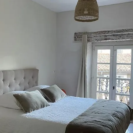 Maison Au Pied De La Cite Holiday home